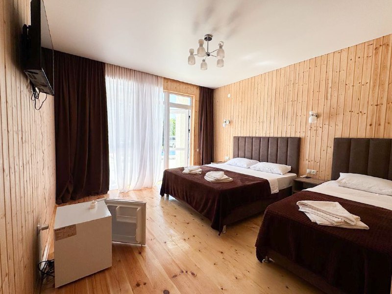 АИША ОТЕЛЬ С БАССЕЙНАМИ фото 2