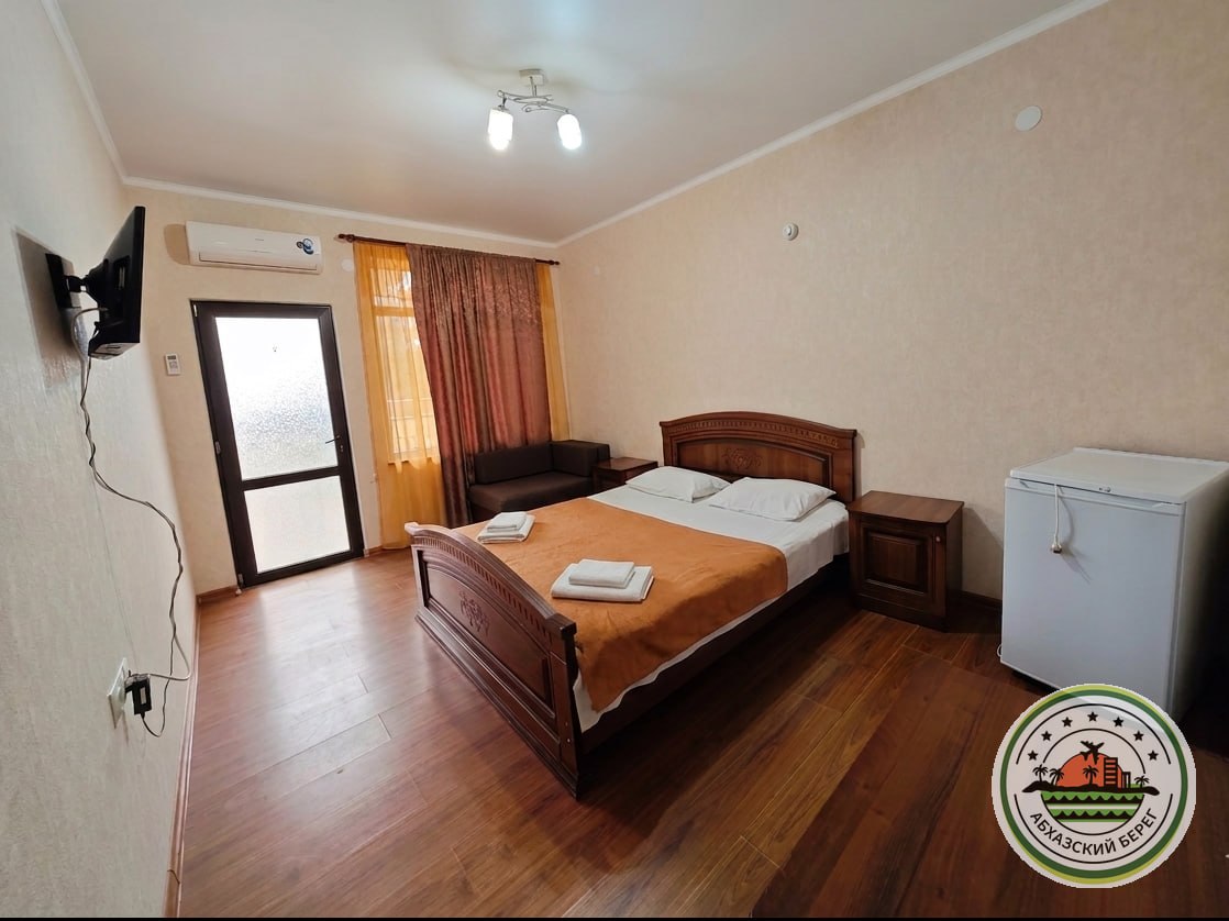 "АССИР ПИЦУНДА" ГОСТЕВОЙ ДОМ В ЦЕНТРЕ фото 3