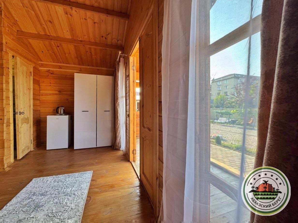 "ЭСМА" домики с бассейном в центре фото 7