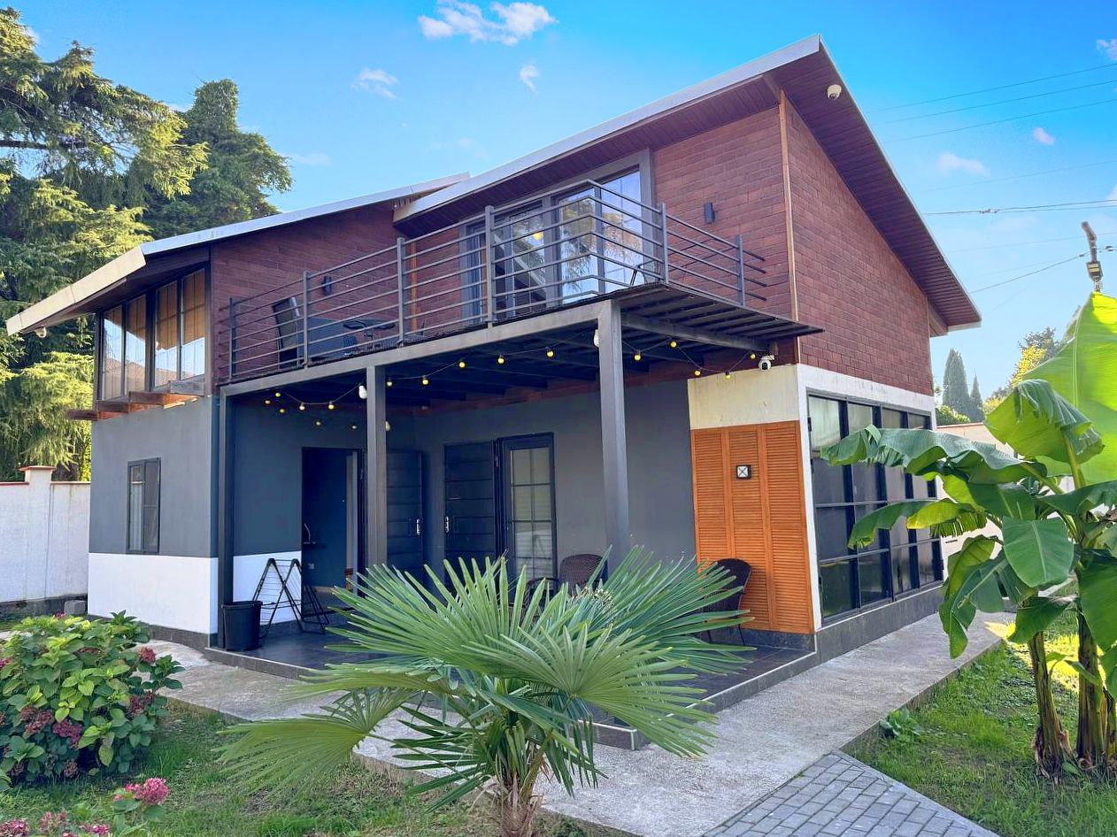 "ФАЗЕНДА" ДВУХЭТАЖНЫЕ КОТТЕДЖИ С БАССЕЙНОМ И ПИТАНИЕМ фото 1