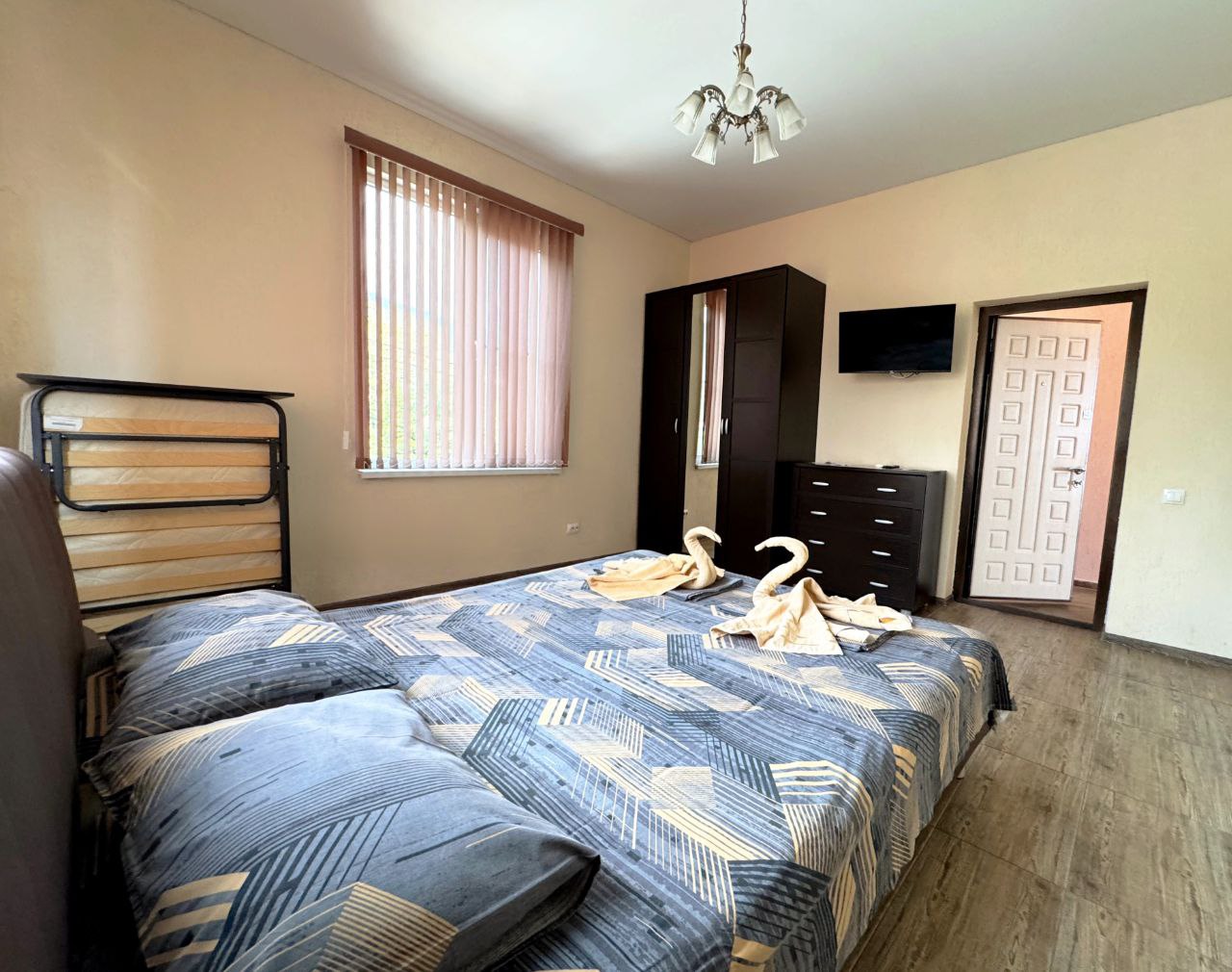 "КАСТЛ" отель с теплым бассейном и видом на море фото 6