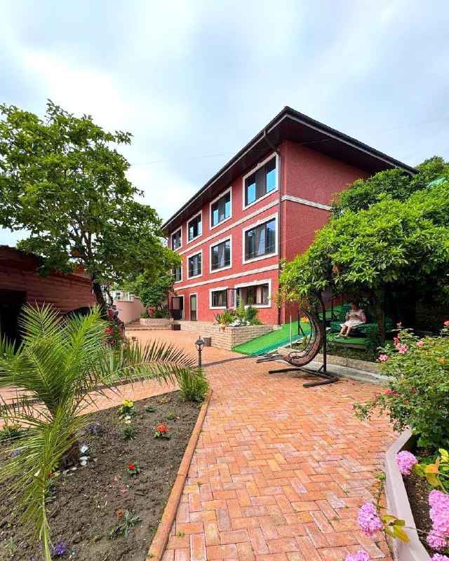 ЛАЗУРНЫЙ БЕРЕГ БУТИК-ОТЕЛЬ С ПИТАНИЕМ фото 1