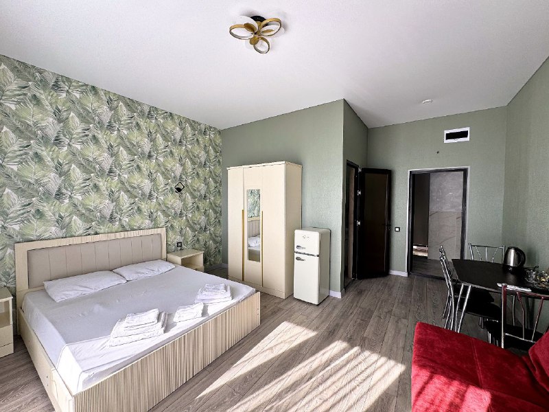 МУЛБЕРРИ ОТЕЛЬ НА ПЛЯЖЕ С БАССЕЙНОМ И КАФЕ фото 3