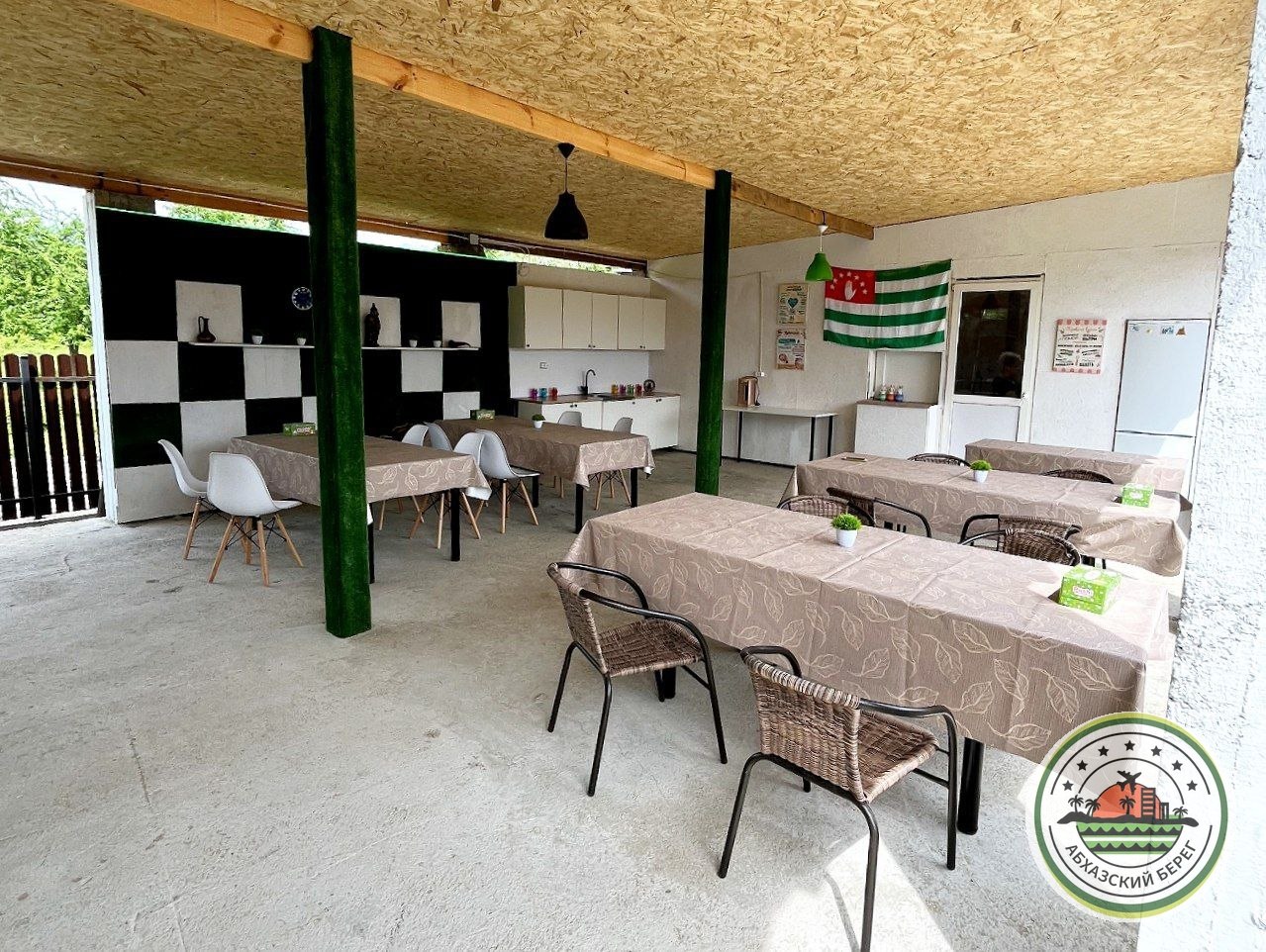 "СОЛУНА" домики и номера с завтраками фото 6