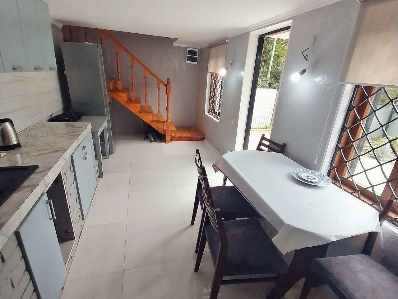 "АМИНА" ДОМ 2Х ЭТАЖНЫЙ УЮТНЫЙ И ПРОСТОРНЫЙ ДОМ ДЛЯ ТЕХ, КТО ЦЕНИТ СВОЕ ЛИЧНОЕ ПРОСТРАНСТВО. фото 2