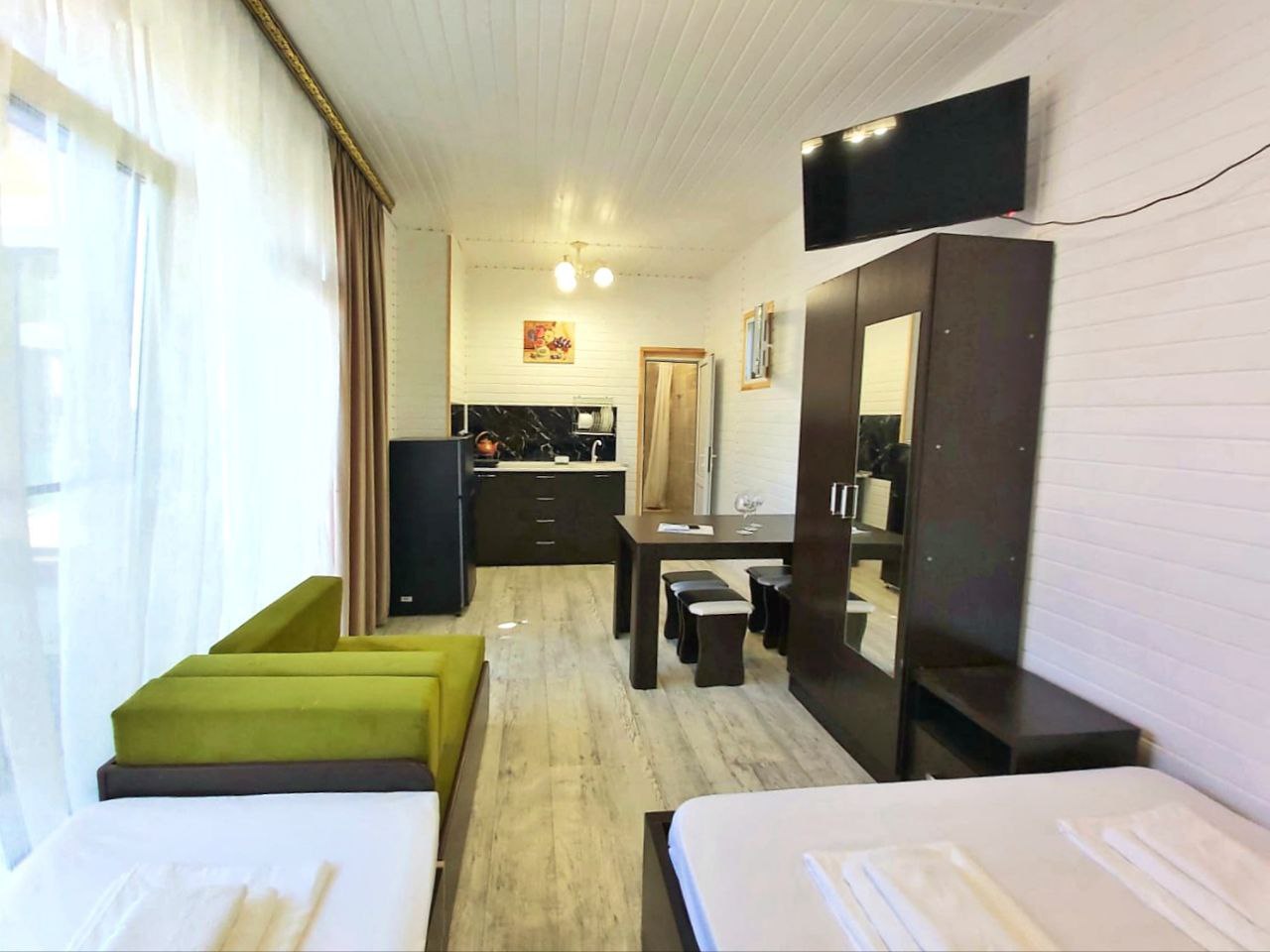 "АСЕЛИНА" КОТТЕДЖИ И СТУДИЯ С КУХНЕЙ фото 4