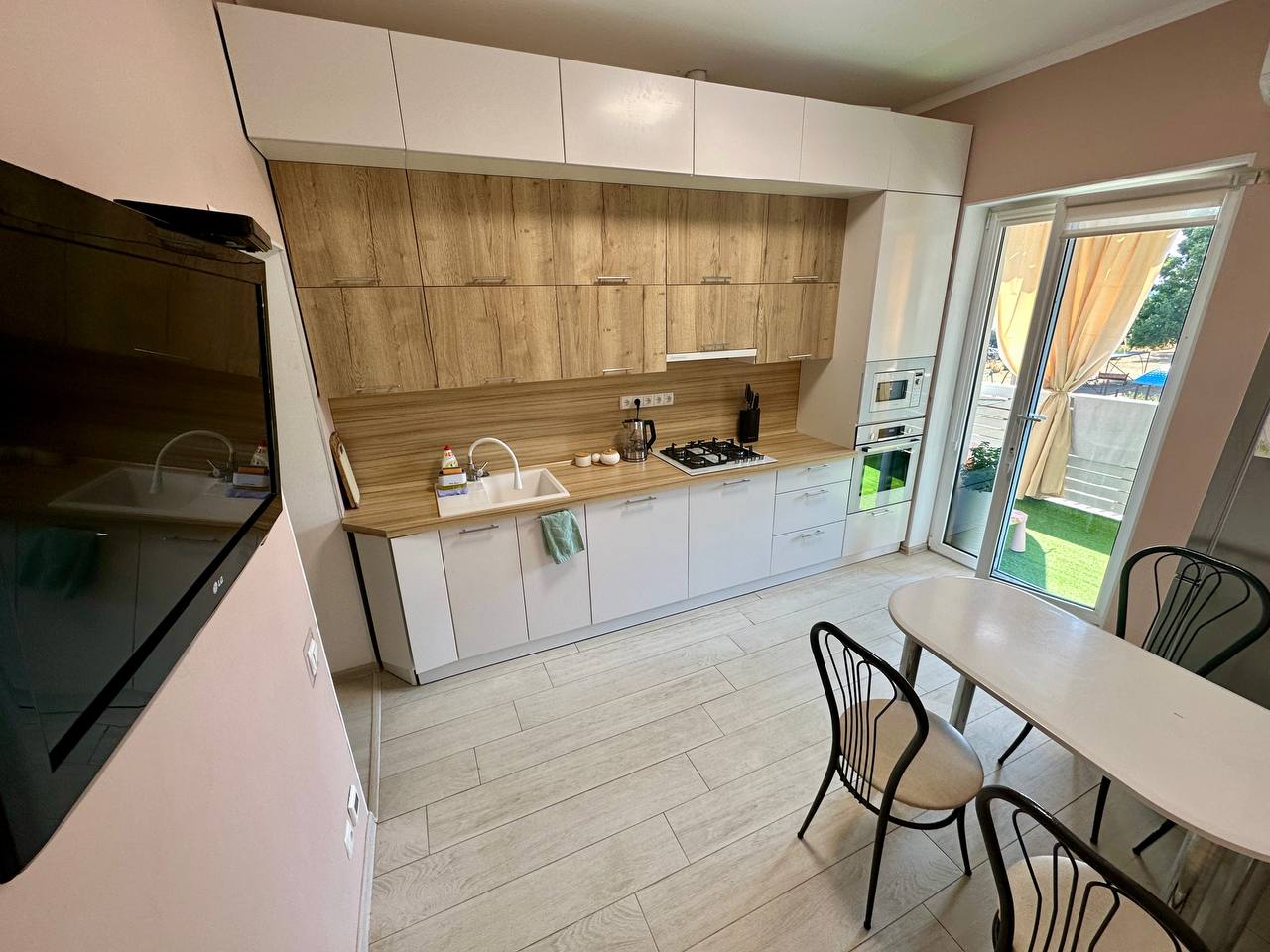 "ЮЖНОЕ УТРО" АПАРТАМЕНТЫ НА 6 СПАЛЬНЫХ МЕСТ С ВИДОМ НА МОРЕ 📍ЛДЗАА фото 4